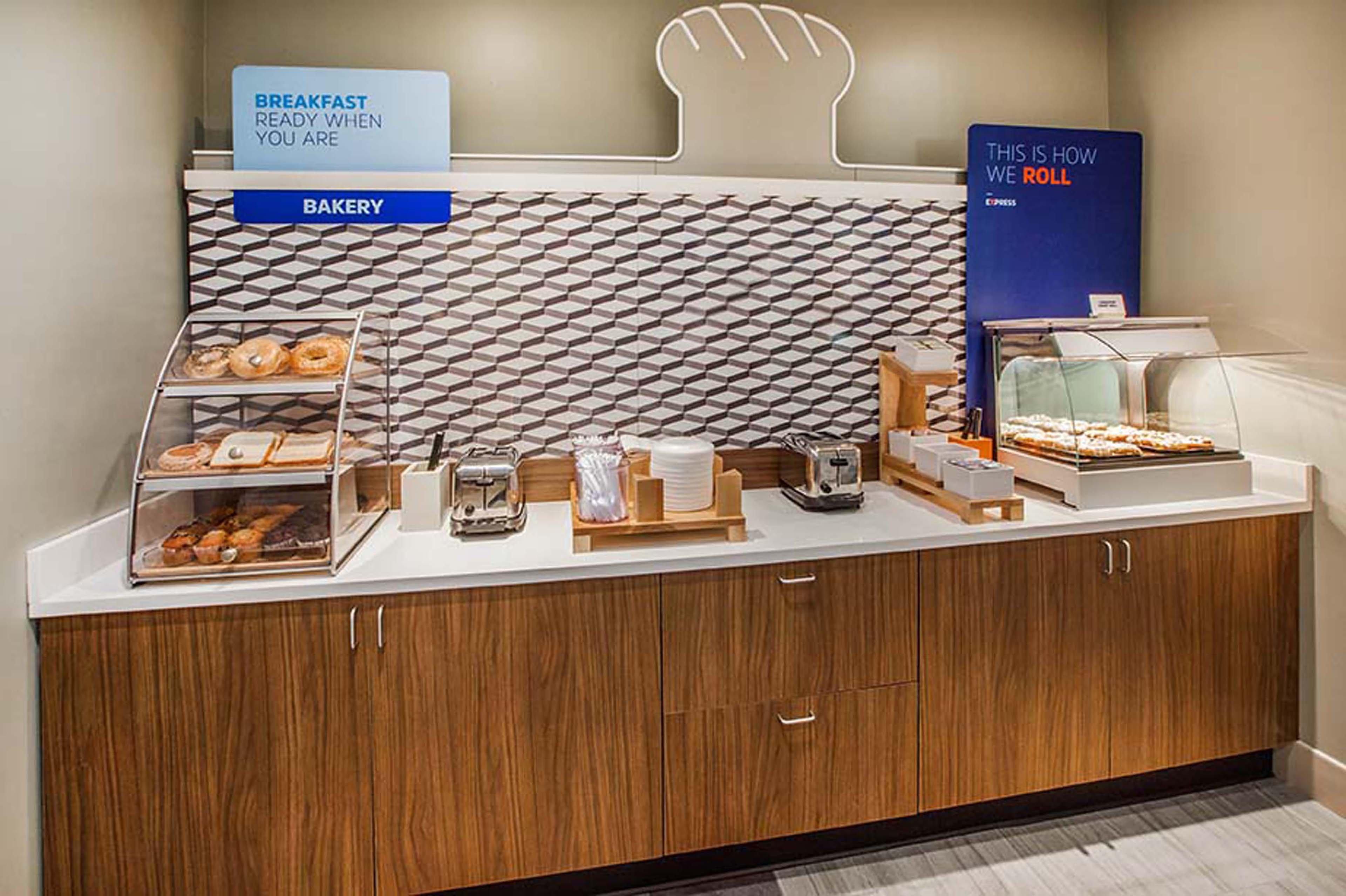 Holiday Inn Express & Suites - Auburn By Ihg Extérieur photo